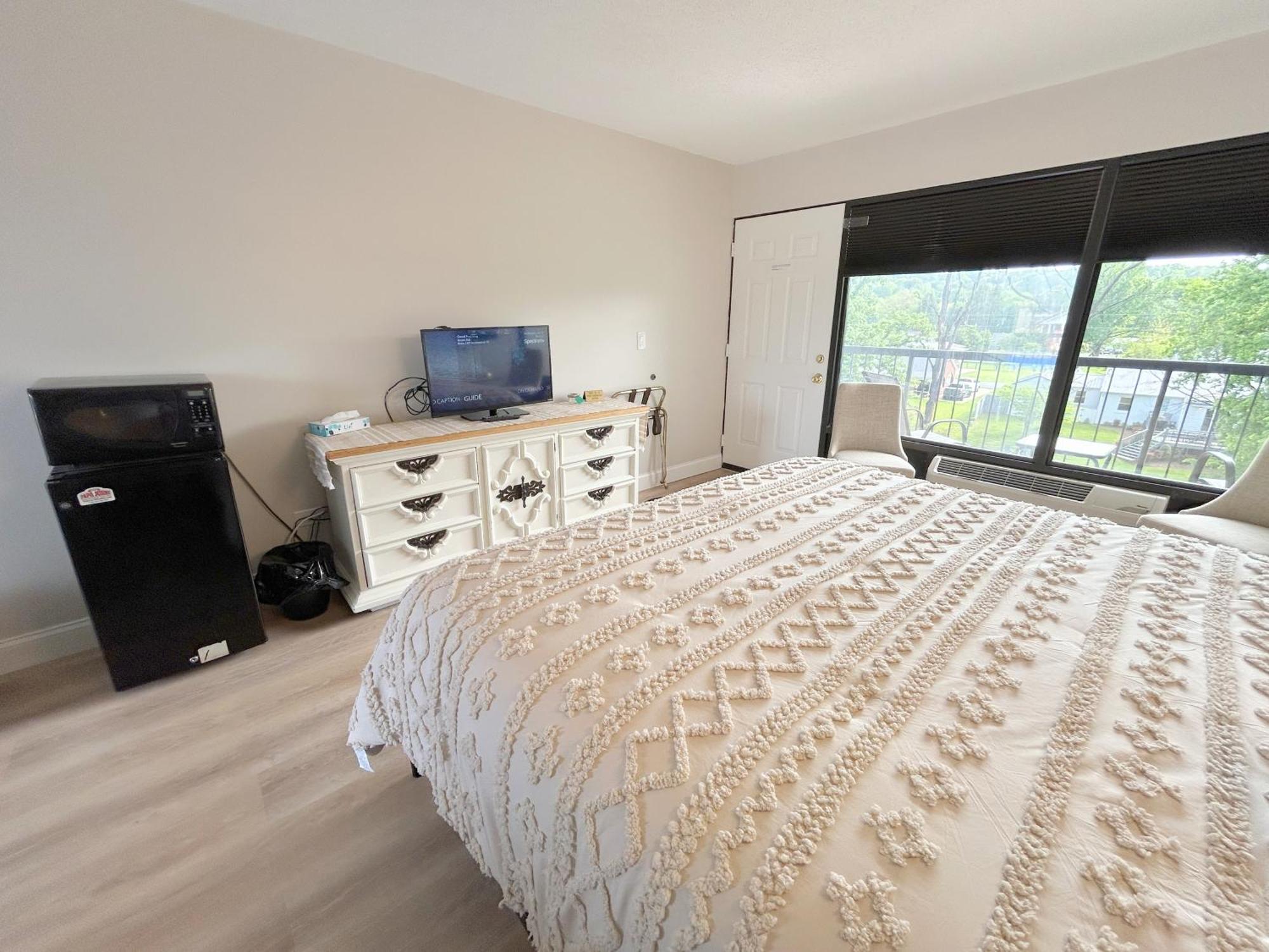 Rivergate Mountain Lodge พิเจนฟอร์จ ภายนอก รูปภาพ
